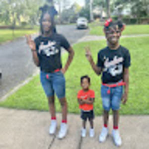 Meet your Posher, Deonica